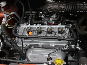 2013款1.5L 手动舒适版 7座 国V 其它