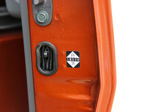 20131.5L ք(dng)(bio)(zhn) 5 V g