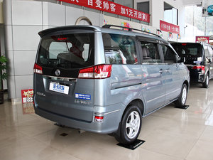 2013款1.6L 手动舒适型7座 国V 整体外观
