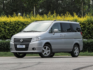 2014款1.6L 手动豪华型7座 国IV  左前45度