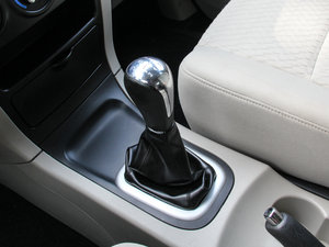 2014款1.6L 手动豪华型7座 国IV  换挡杆