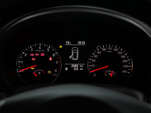 2015款2.0L 手动四驱领航版 仪表