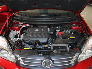 2015款2.0L 手动四驱领航版 发动机