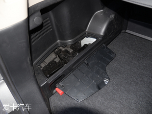 東風風度2016款MX6