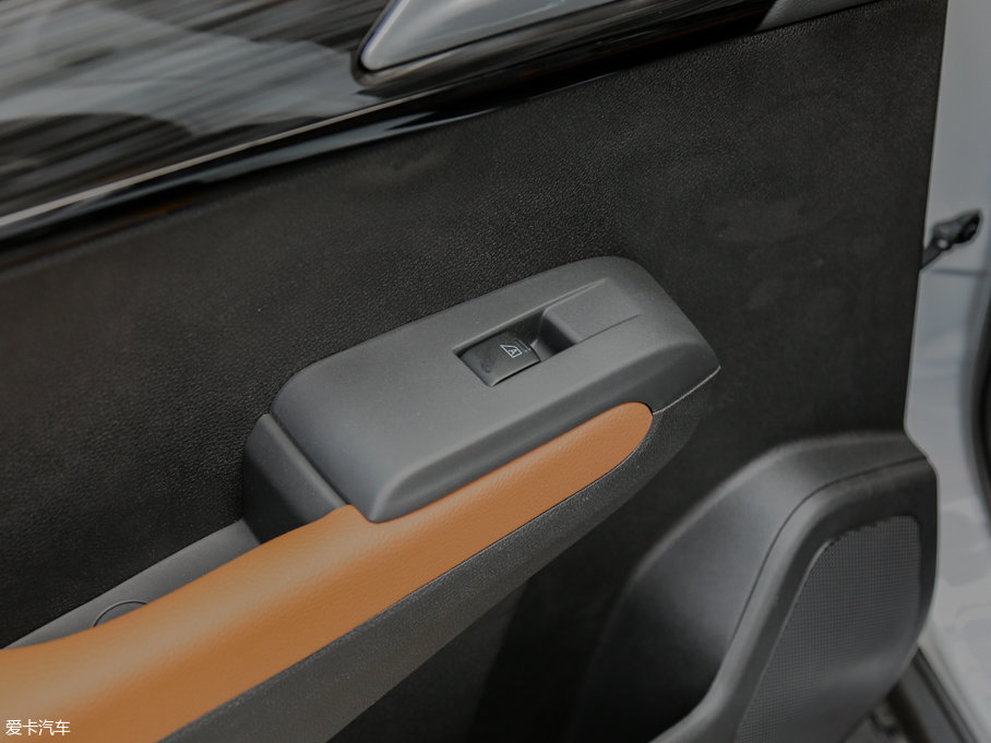 2016|LLMX5 2.0L ԄŞ