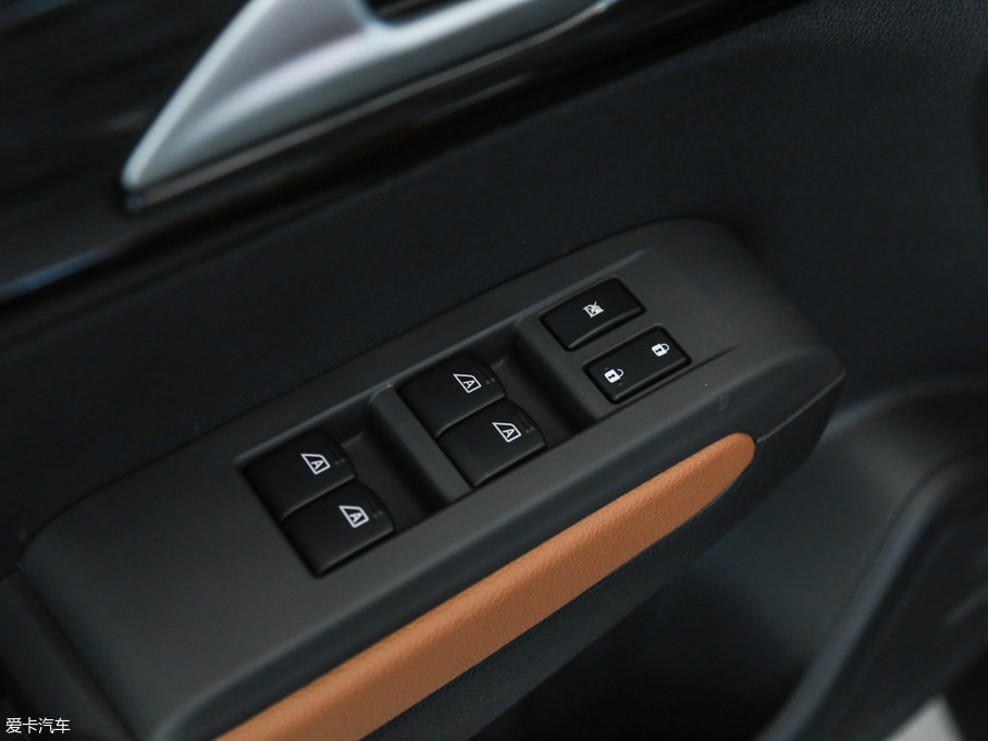 2016|LLMX5 2.0L քӾӢ