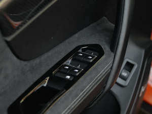 2019款1.6T 运动版 中控区