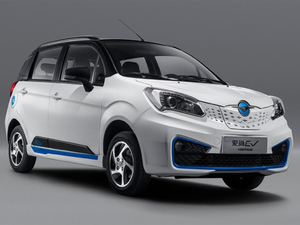 2019款爱尚360 智炫版34.05kWh 整体外观