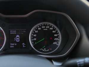 2016款1.5L 手动舒适型 中控区