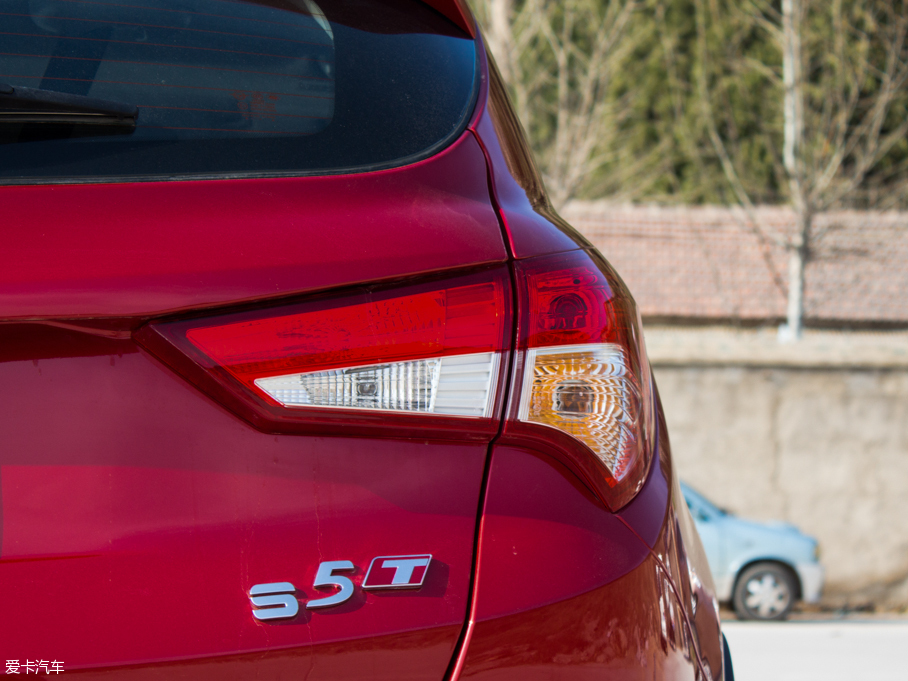 2016RS5 1.5T քܺA\Ӱ