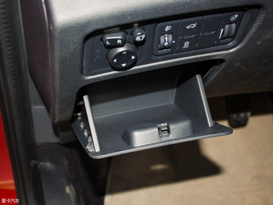 2016RS5 1.5T քܺA\Ӱ