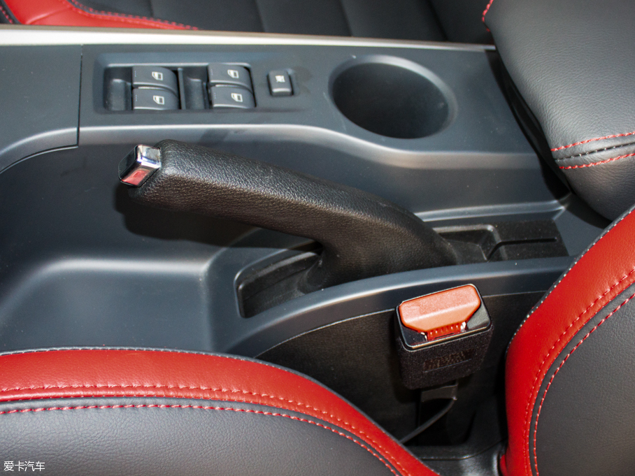 2016RS5 1.5T քܺA\Ӱ