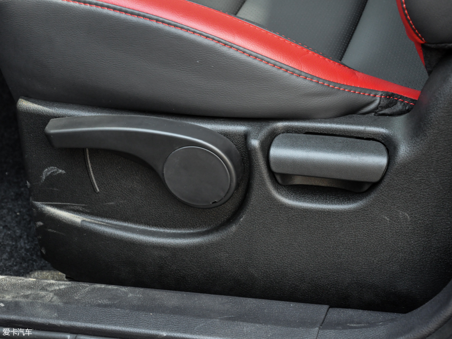 2016��RS5 1.5T �ք����m���\�Ӱ�