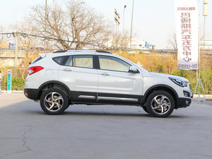 2016款1.6L 手动智能豪华型科技版 整体外观