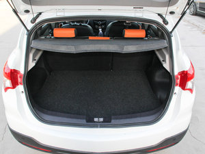 2016款1.6L 手动智能豪华型科技版 行李厢空间