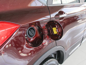 2016款1.6L 手动豪华型科技版 油箱盖