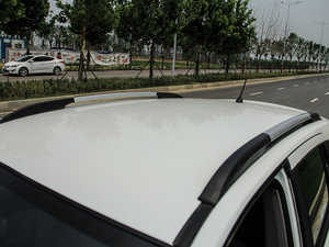 2016款1.6L 手动舒适型 车顶