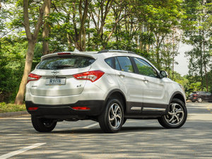 2016款1.5T CVT旗舰型 整体外观