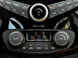 2016款1.5T CVT旗舰型 空调调节