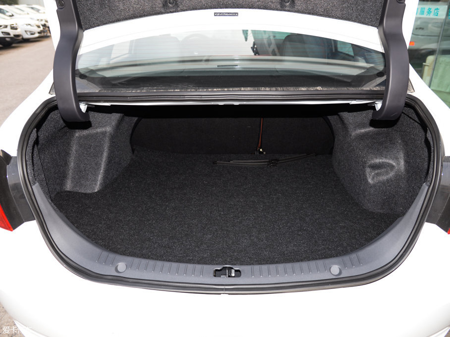 海馬鄭州2017款海馬M6