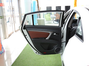 2017款1.5T CVT豪华型 左后车门