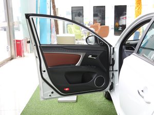 2017款1.5T CVT豪华型 驾驶位车门