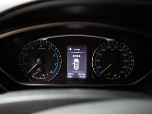 2017款1.5T CVT豪华型 仪表