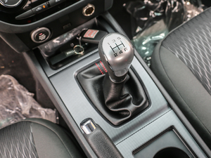 2017款1.6L 手动舒适型 换挡杆