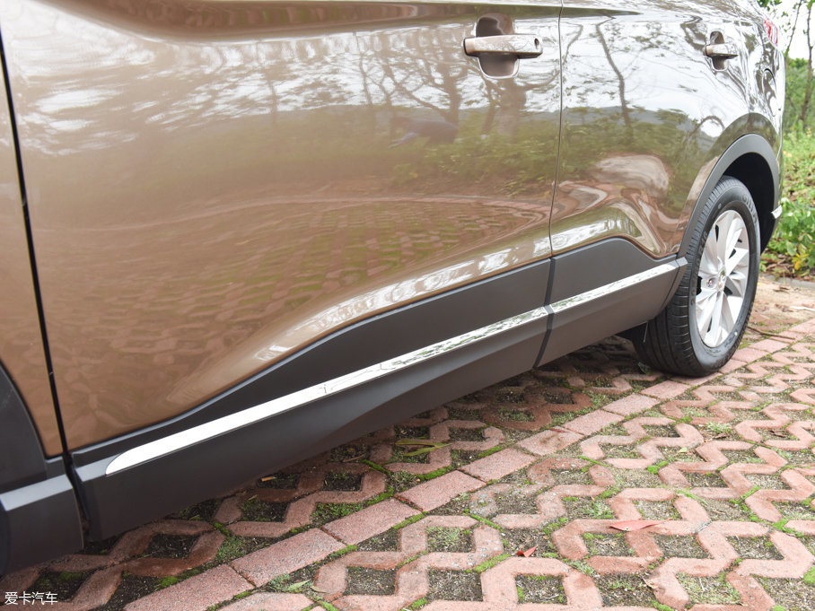 2017��RS5�ഺ�� 1.6L �քӺ��A��