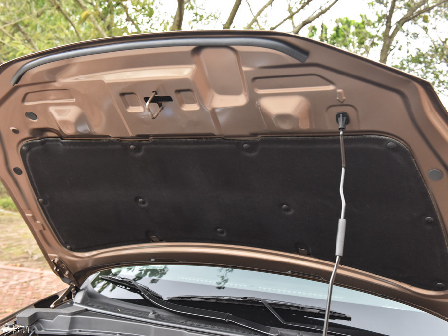 2017��RS5�ഺ�� 1.6L �քӺ��A��