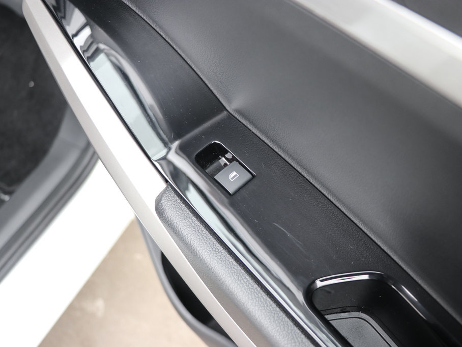 2017RS5ഺ 1.6L քӺA