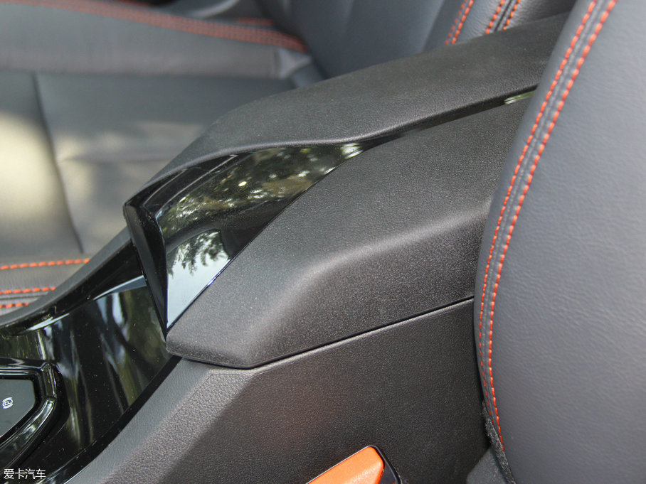 2017RS5ഺ 1.6L CVTŞ