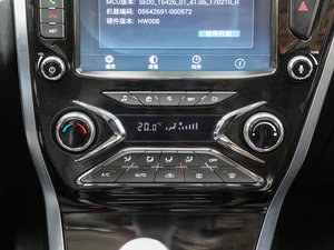 2017款1.6L 手动尊贵型 空调调节