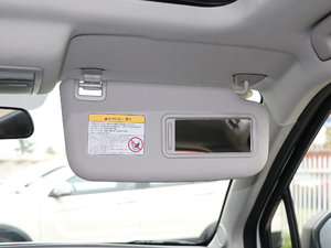 2017款1.6L 手动豪华型 空间座椅