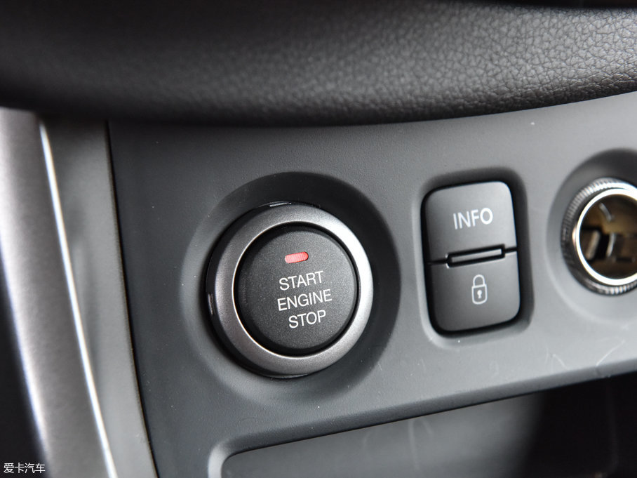 2017��RS5 ��(qi��ng)��(d��ng)���� 1.5T CVT��Ş��