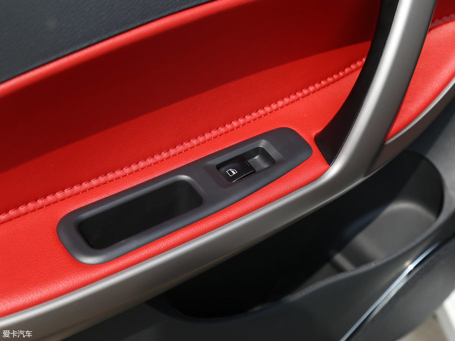 2017��RS5 �������� 1.5T �ք����F��