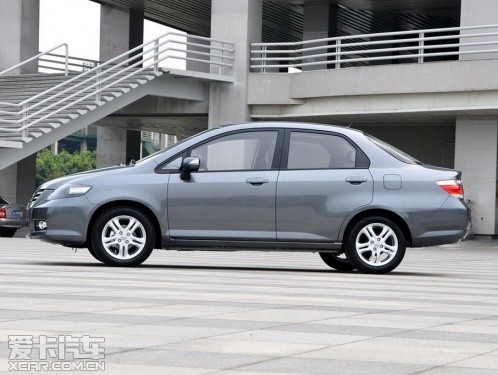 廣汽本田-理念 2011款理念S1