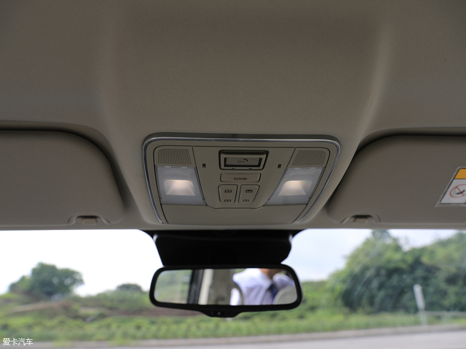 2019LWп 1.5T Ԅ(dng)Ş VI