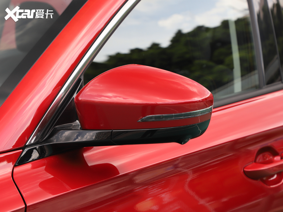 2020���L���W��X7 1.5T ̫�����b��