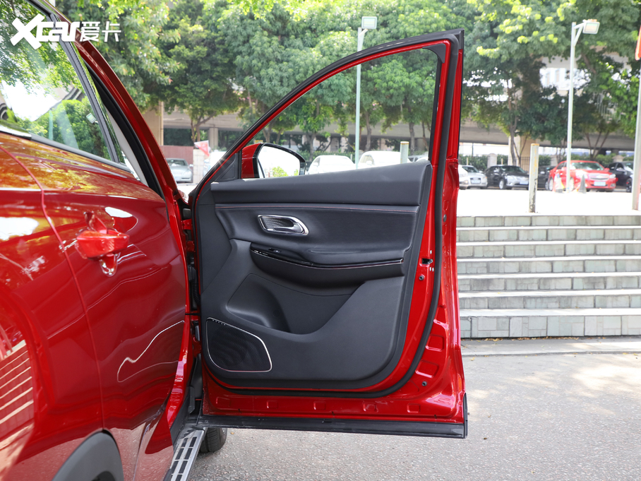 2020���L���W��X7 1.5T ̫�����b��