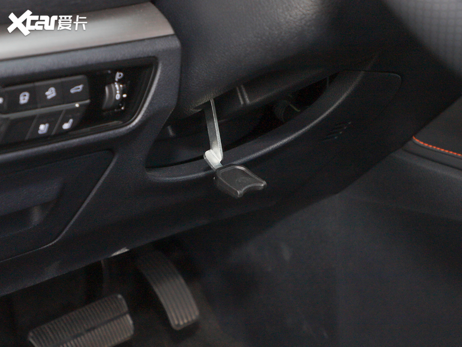 2020���L���W��X7 1.5T ̫�����b��