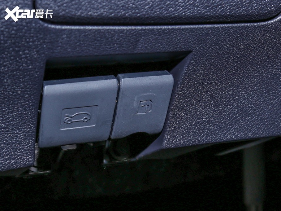 2020���L���W��X7 1.5T �ԄӾ�Ӣ��