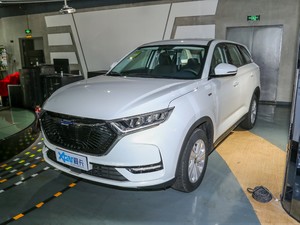 2020款1.5T 自动精英型 左前45度