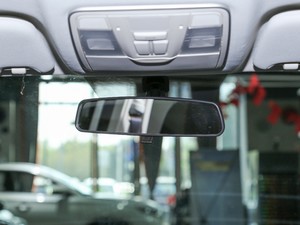 2020款1.5T 自动精英型 车内后视镜
