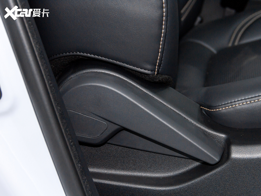 2020LWпِ 2.0T ԄL 7