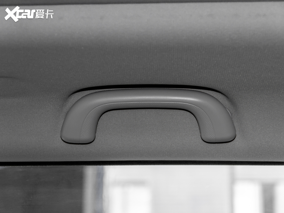 2020LWпِ 2.0T ԄL 7