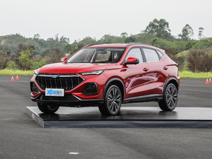 2021款1.5T DCT旗舰型 左前45度