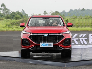 2021款1.5T DCT旗舰型 正前