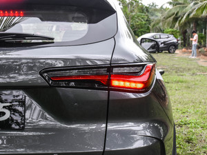 2021款1.5T DCT旗舰型 细节外观