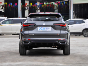 2021款1.6L CVT豪华型 正后	